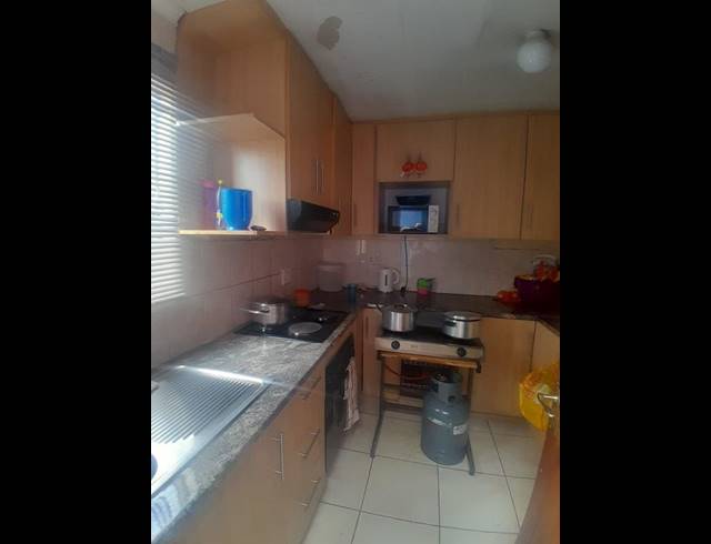 3 BEDROOM HOUSE FOR SALE IN PROTEA GLEN